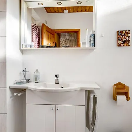 Nyaraló Senni - 800m From The Sea By Interhome