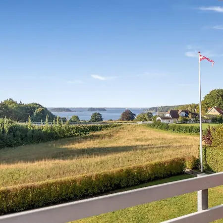 Senni - 800m From The Sea By Interhome *