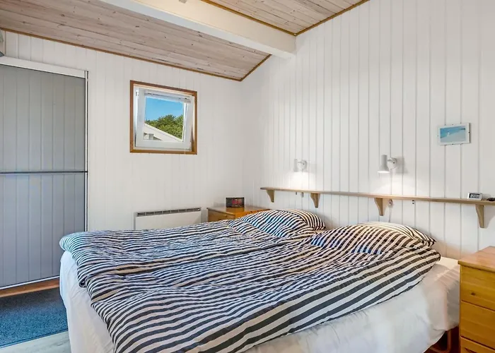 Senni - 800m From The Sea By Interhome